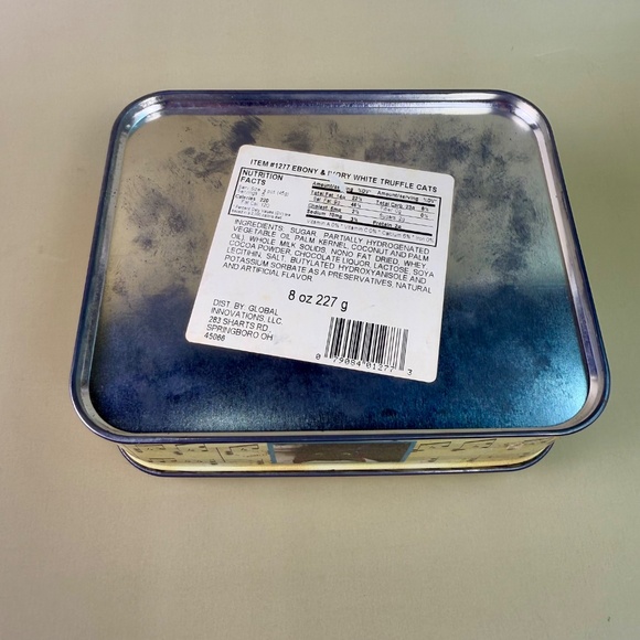 Vintage Cat Tin Box | Ebony & Ivory Music Theme | White Truffle Candy Tin 8 oz - Picture 5 of 6
